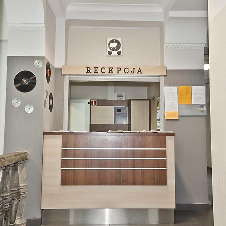 Dom Studencki Akademia Muzyczna Hostel Krasków Exterior foto