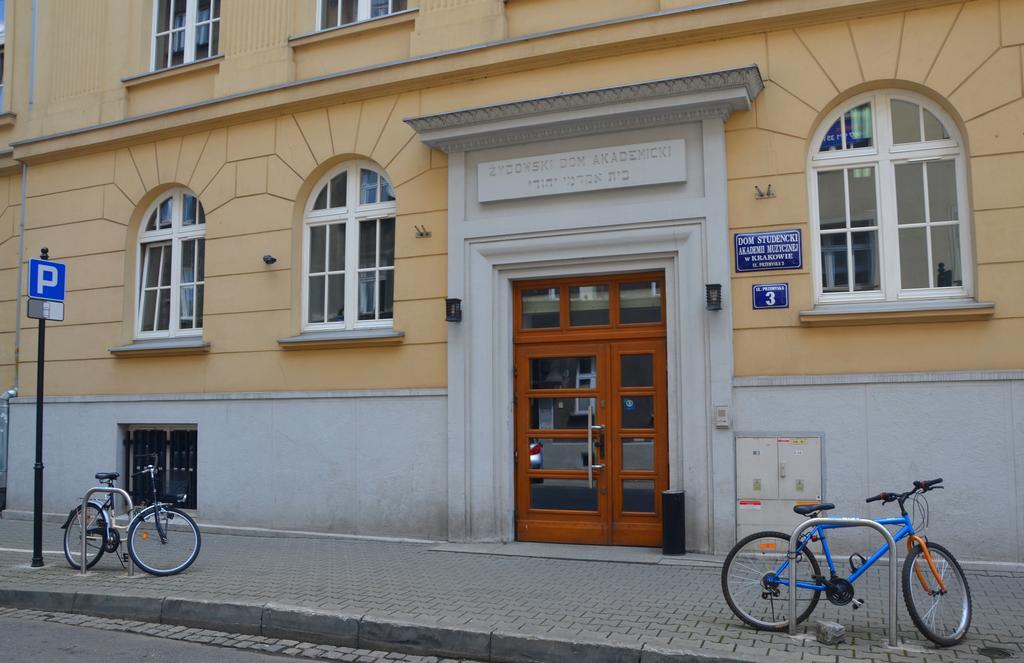 Dom Studencki Akademia Muzyczna Hostel Krasków Exterior foto